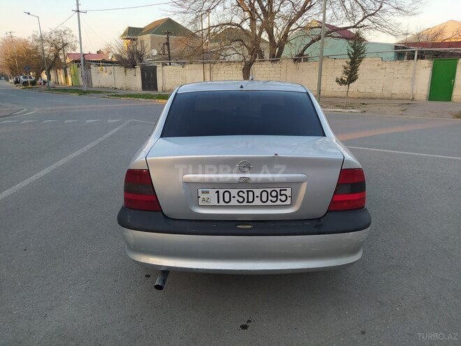 Opel Vectra 1996, 276,000 km - 2.0 l - Sumqayıt