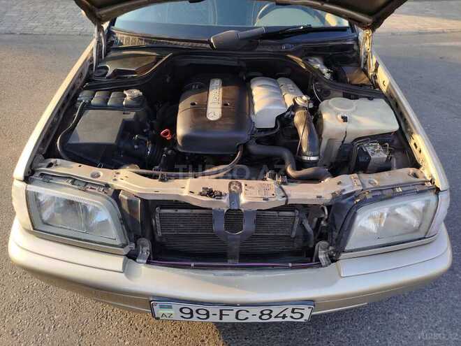 Mercedes C 220 1999, 423,382 km - 2.2 l - Bakı