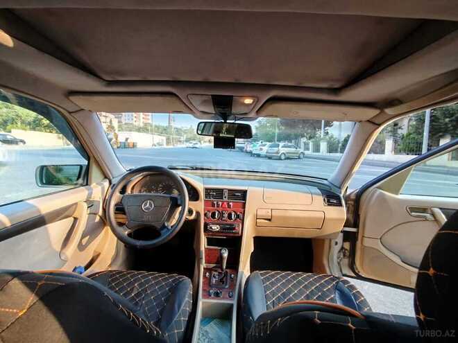Mercedes C 220 1999, 423,382 km - 2.2 l - Bakı