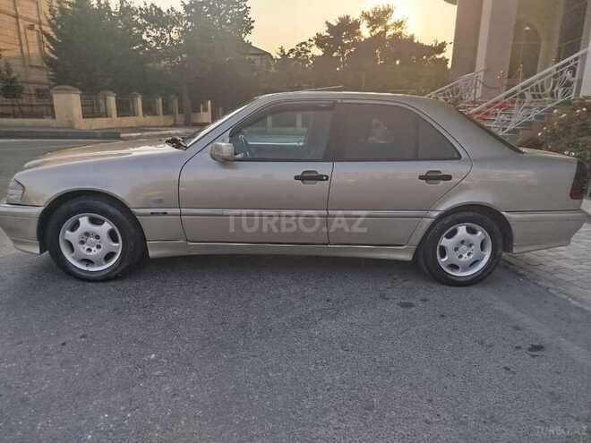 Mercedes C 220 1999, 423,382 km - 2.2 l - Bakı