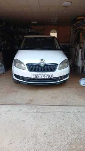 Skoda Fabia 2012, 300,000 km - 1.2 l - Bakı