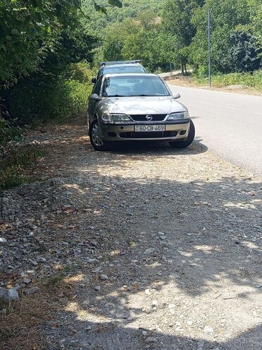 Opel Vectra 1996, 132,043 km - 1.6 l - Sumqayıt