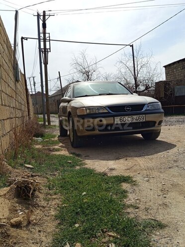 Opel Vectra 1996, 132,043 km - 1.6 l - Sumqayıt
