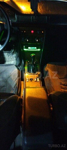 Mercedes E 250 1994, 458,231 km - 2.5 l - Bakı