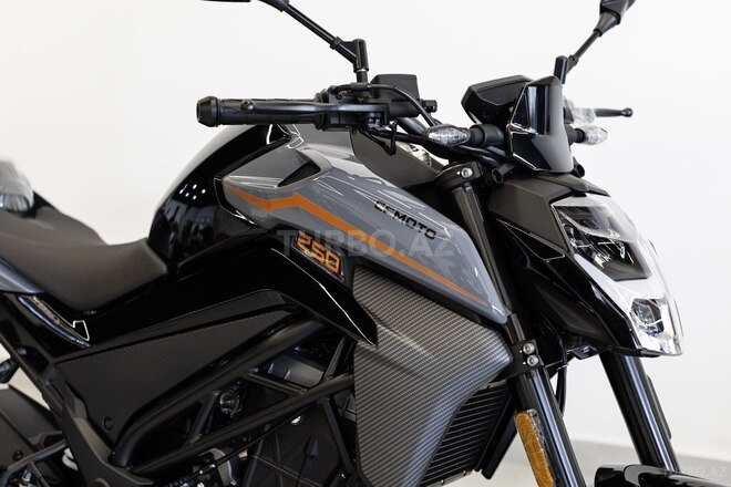 CFMOTO 250 NK-3