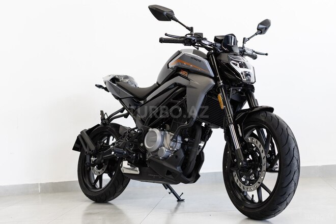 CFMOTO 250 NK-4