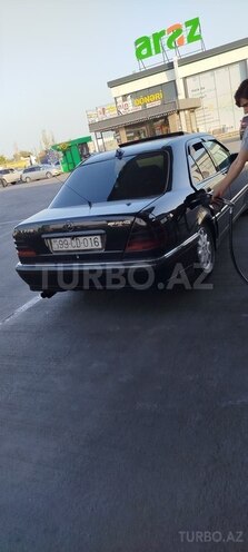 Mercedes C 220 2000, 45,680 km - 2.2 l - Sabirabad