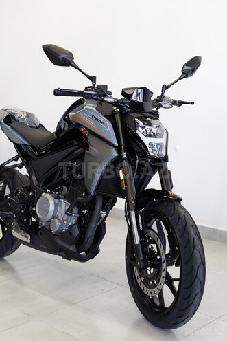 CFMOTO 250 NK-6