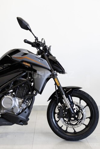 CFMOTO 250 NK-7