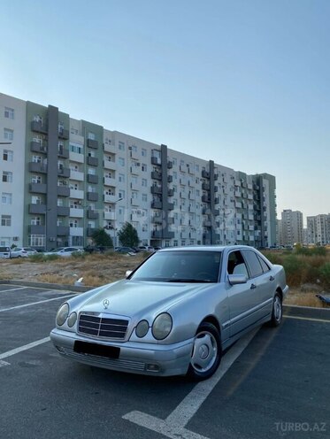 Mercedes E 230 1997, 381,000 km - 2.3 l - Bakı