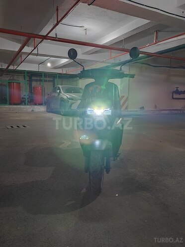 Yadea C-line 2024, 4,367 km - 0.0 l - Bakı