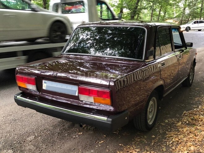 LADA (VAZ) 2107 2006, 35,500 km - 1.6 л - Quba