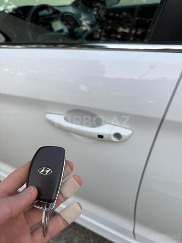 Hyundai Elantra 2018, 83,000 km - 1.6 л - Bakı