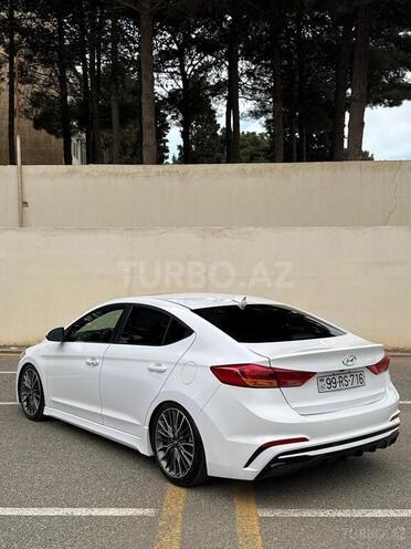 Hyundai Elantra 2018, 83,000 km - 1.6 л - Bakı