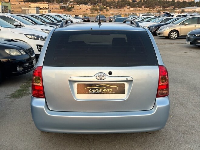 Toyota Corolla 2004, 202,000 km - 1.4 l - Bakı