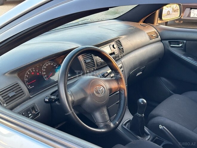 Toyota Corolla 2004, 202,000 km - 1.4 l - Bakı