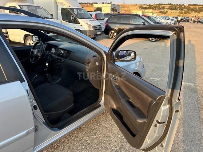 Toyota Corolla 2004, 202,000 km - 1.4 l - Bakı