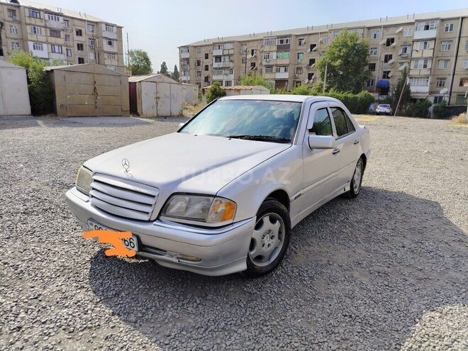 Mercedes C 220 1995, 451,652 km - 2.2 l - Gəncə