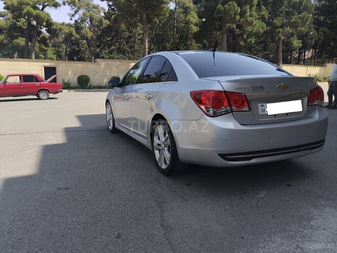 Chevrolet Cruze 2011, 444,444 km - 1.4 l - Tovuz