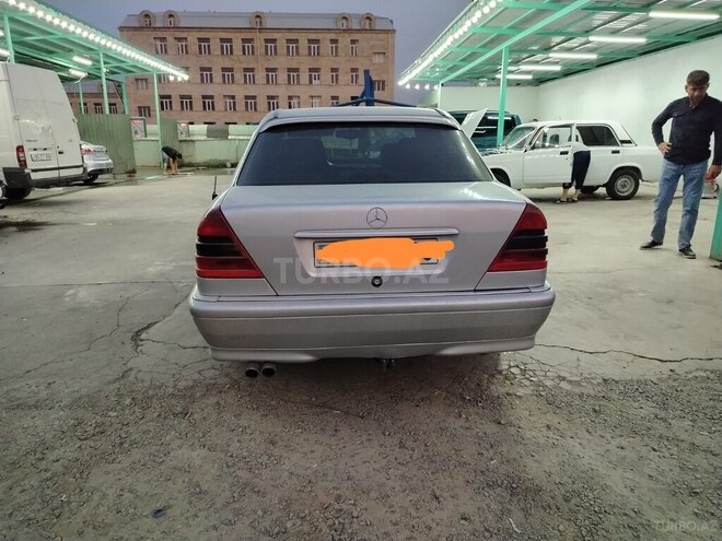 Mercedes C 220 1995, 451,652 km - 2.2 l - Gəncə