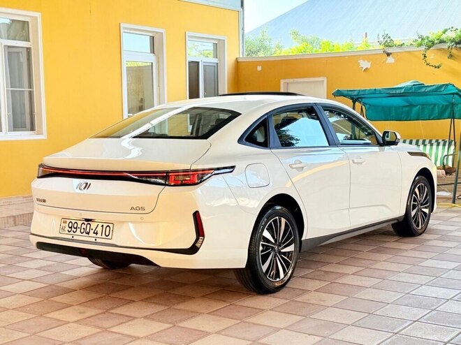 Changan Qiyuan A05 2025, 0 km - 1.5 л - Tovuz