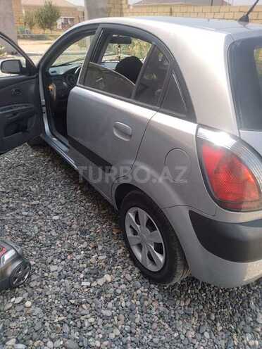 Kia Rio 2005, 229,000 km - 1.4 l - Şirvan