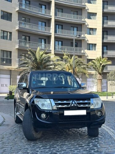 Mitsubishi Pajero 2013, 145,000 km - 3.8 l - Bakı