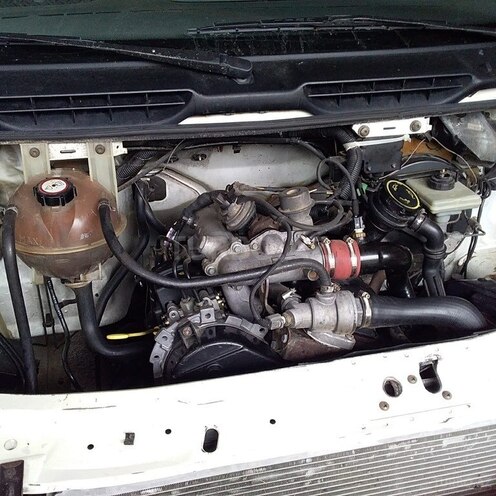 Ford Transit 1999, 500,000 km - 2.5 l - Qax