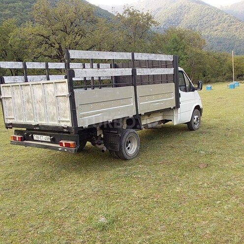 Ford Transit 1999, 500,000 km - 2.5 l - Qax