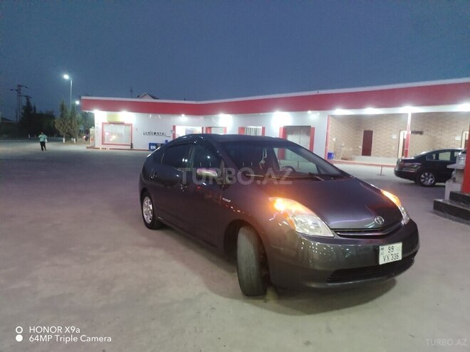 Toyota Prius 2008, 212,545 km - 1.5 l - Sabirabad
