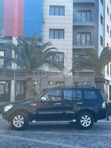 Mitsubishi Pajero 2013, 145,000 km - 3.8 l - Bakı