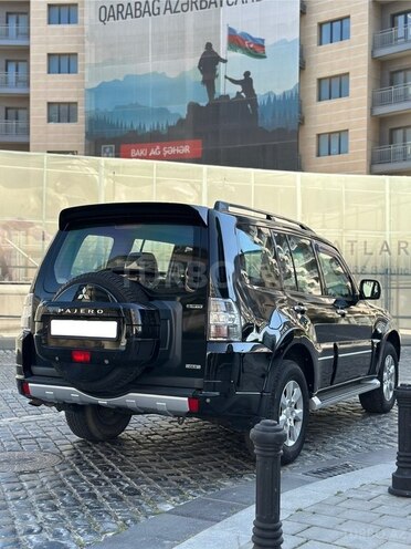 Mitsubishi Pajero 2013, 145,000 km - 3.8 l - Bakı