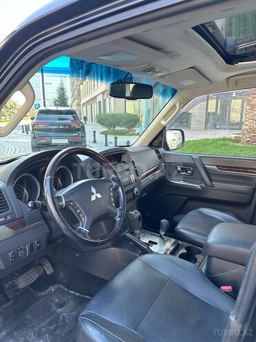 Mitsubishi Pajero 2013, 145,000 km - 3.8 l - Bakı