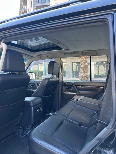Mitsubishi Pajero 2013, 145,000 km - 3.8 l - Bakı
