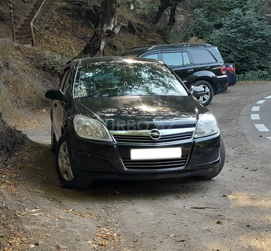 Opel Astra 2008, 420,000 km - 1.3 l - Saatlı