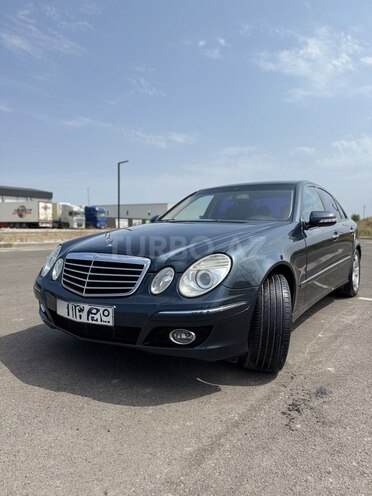 Mercedes E 270 2002, 650,000 km - 2.7 л - Quba