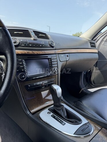 Mercedes E 270 2002, 650,000 km - 2.7 л - Quba