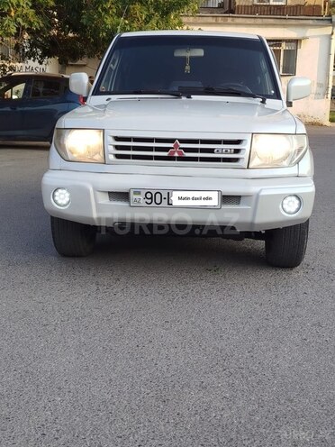 Mitsubishi Pajero io 1999, 317,000 km - 1.8 l - Bakı