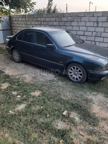 BMW 523 1998, 450,000 km - 2.5 л - Biləsuvar