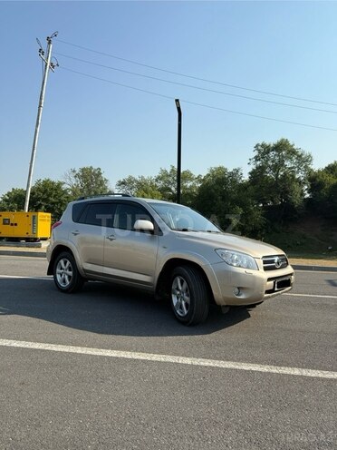 Toyota RAV4 2007, 288,640 km - 2.4 l - Zaqatala