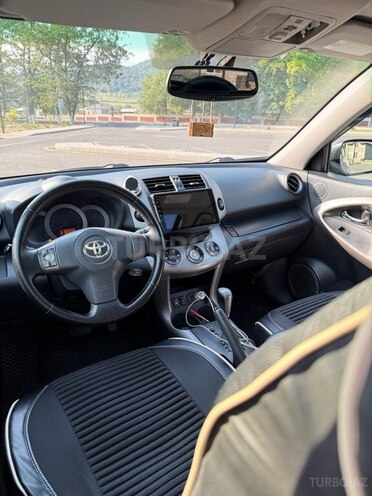 Toyota RAV4 2007, 288,640 km - 2.4 l - Zaqatala
