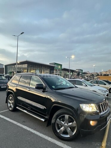 Jeep Grand Cherokee 2012, 82,000 km - 3.6 л - Bakı