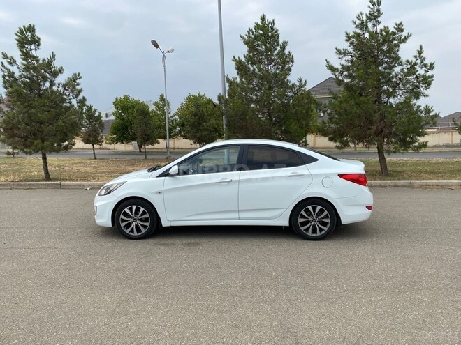 Hyundai Accent 2013, 270,000 km - 1.6 l - Gəncə