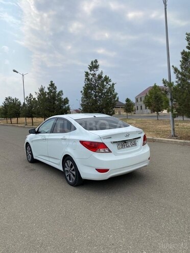 Hyundai Accent 2013, 270,000 km - 1.6 l - Gəncə