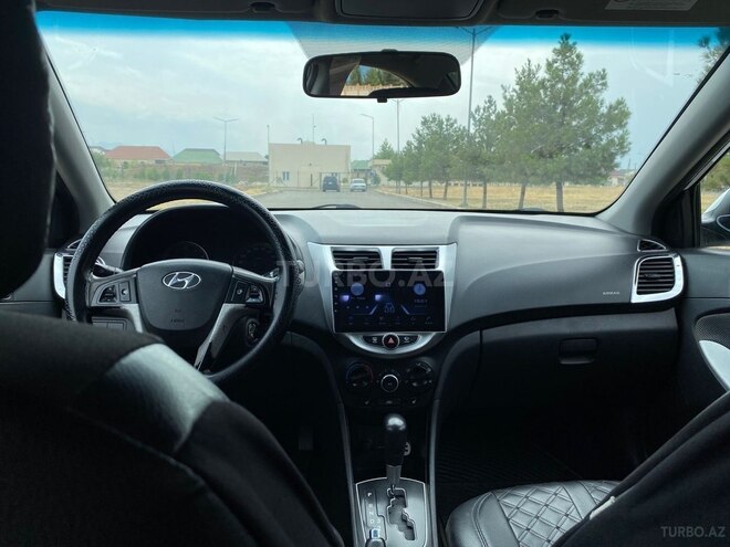 Hyundai Accent 2013, 270,000 km - 1.6 l - Gəncə