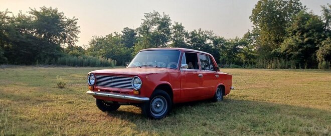 LADA (VAZ) 21011 1975, 110,000 km - 1.3 l - Zaqatala