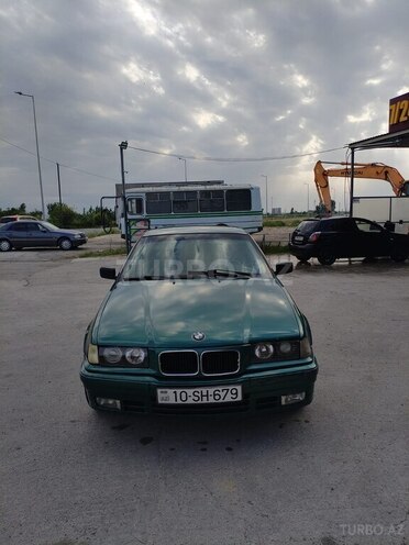 BMW 318 1993, 200,000 km - 1.8 l - Göyçay