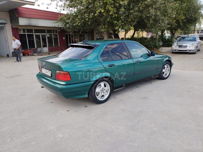 BMW 318 1993, 200,000 km - 1.8 l - Göyçay