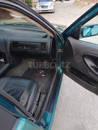 BMW 318 1993, 200,000 km - 1.8 l - Göyçay