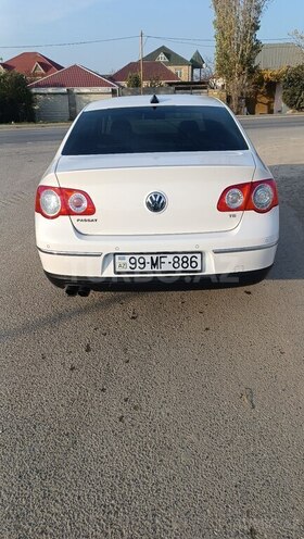 Volkswagen Passat 2010, 174,000 km - 1.8 l - Bakı